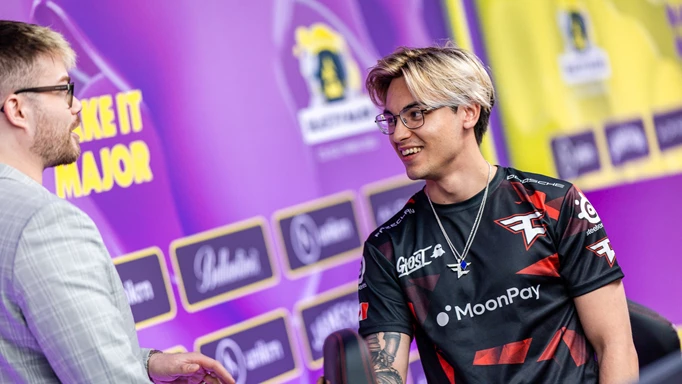 Image of Twistzz and James Banks at the BLAST Paris Major 2023